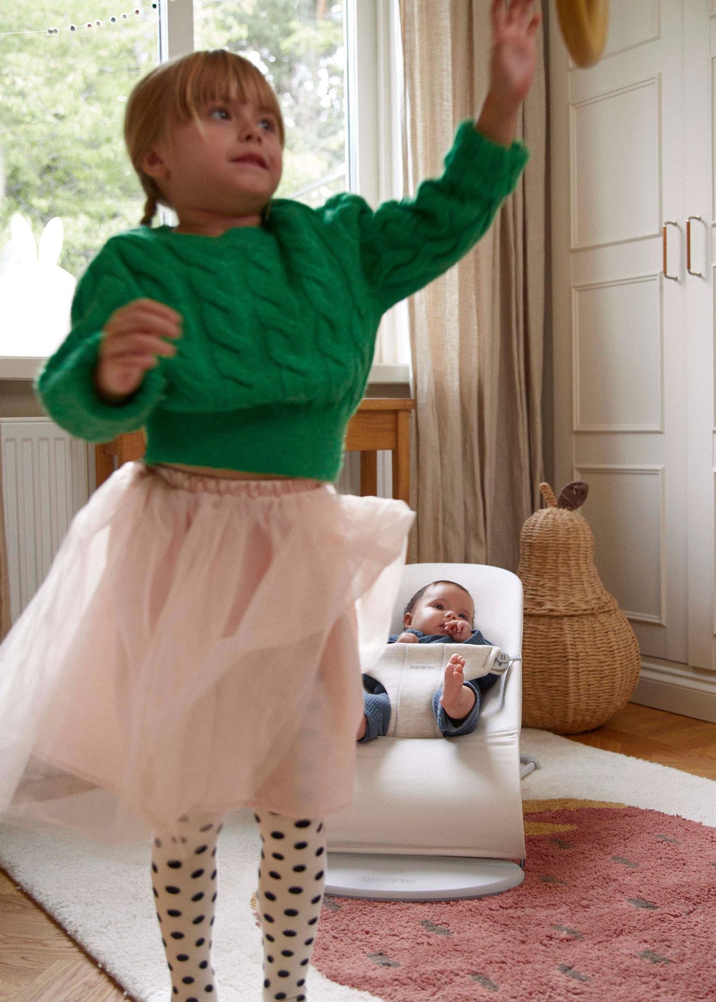 Baby Bouncer Bliss in light beige 3D Jersey - BabyBjörn