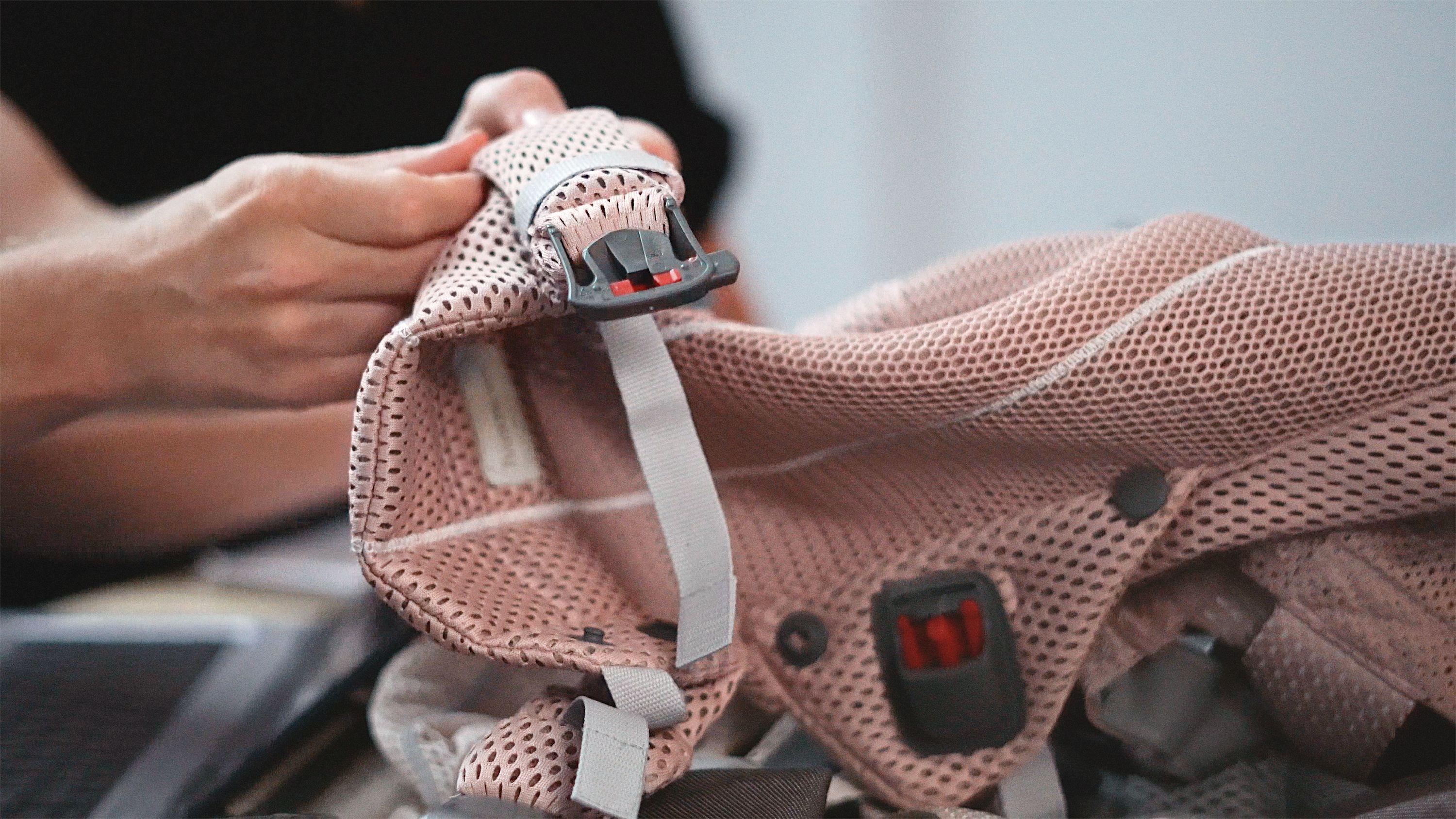 Baby Carrier Mini in dusty pink mesh, about us, our values - BabyBjörn